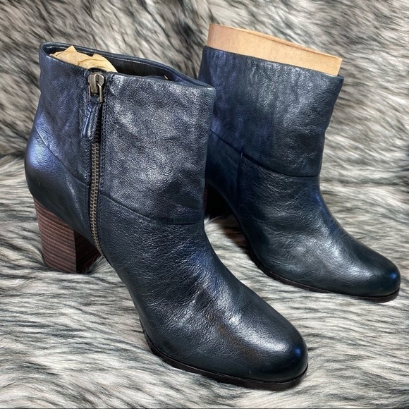BLACK Cassidy Bootie Ankle Boot Block Heel - Picture 8 of 12